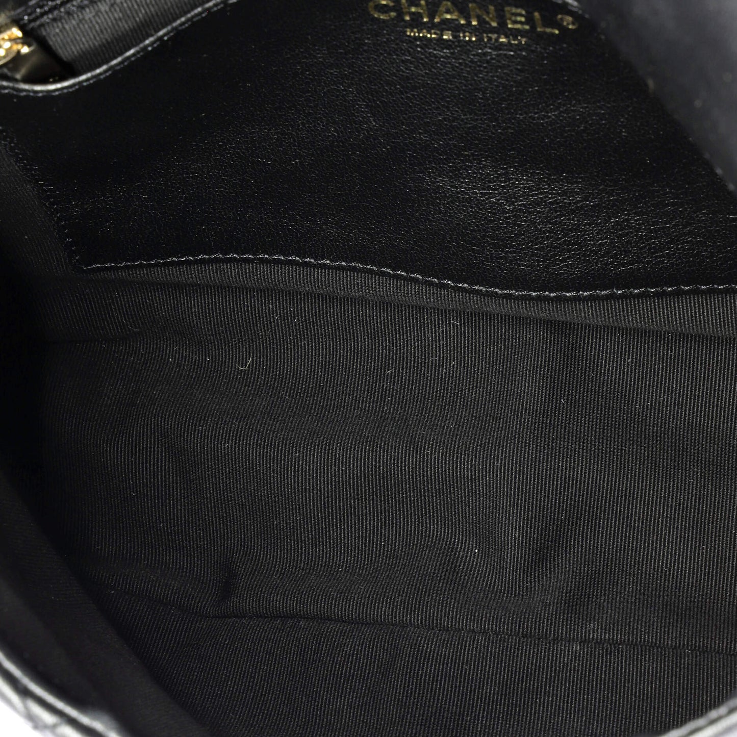 CHANEL 未使用 エナメルバッグ ラムスキン