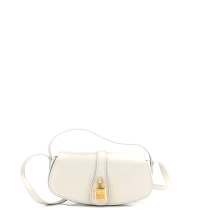 セリーヌ タブー クラッチ ストラップ付き スムースカーフスキン なし