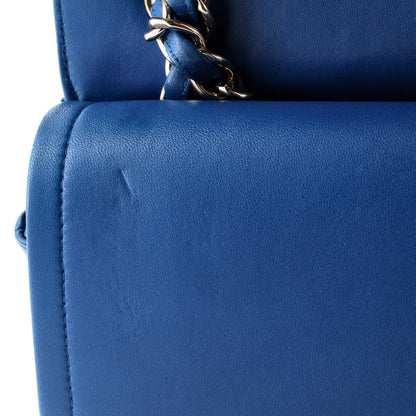 CHANELダブルフラップ シェブロン