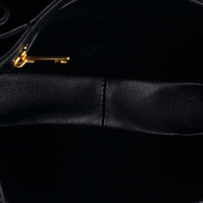 セリーヌ トリオンフ ショルダーバッグ トリオンフ キャンバス ミディアム