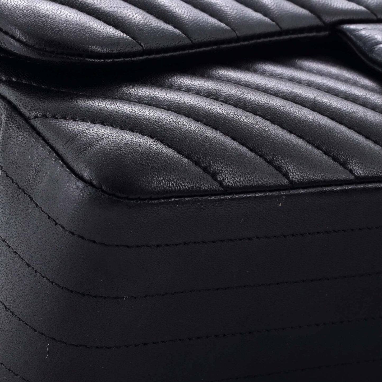 シャネル ラムスキンショルダーバッグ