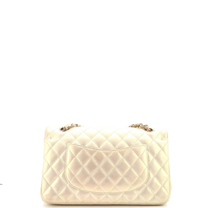 CHANEL イリディセントダブルフラップ