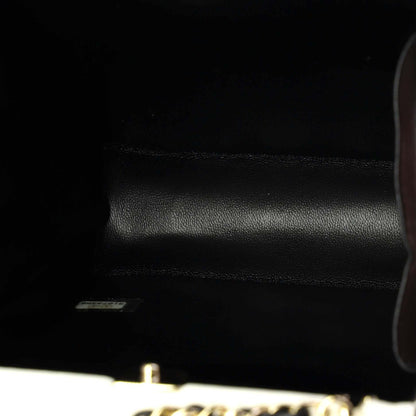 シャネルショルダーバッグ