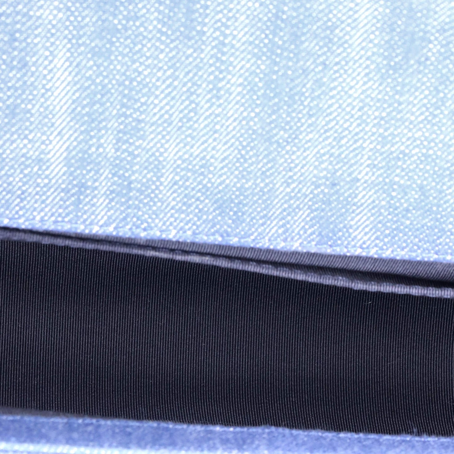 CHANELボーイ シェブロンデニム