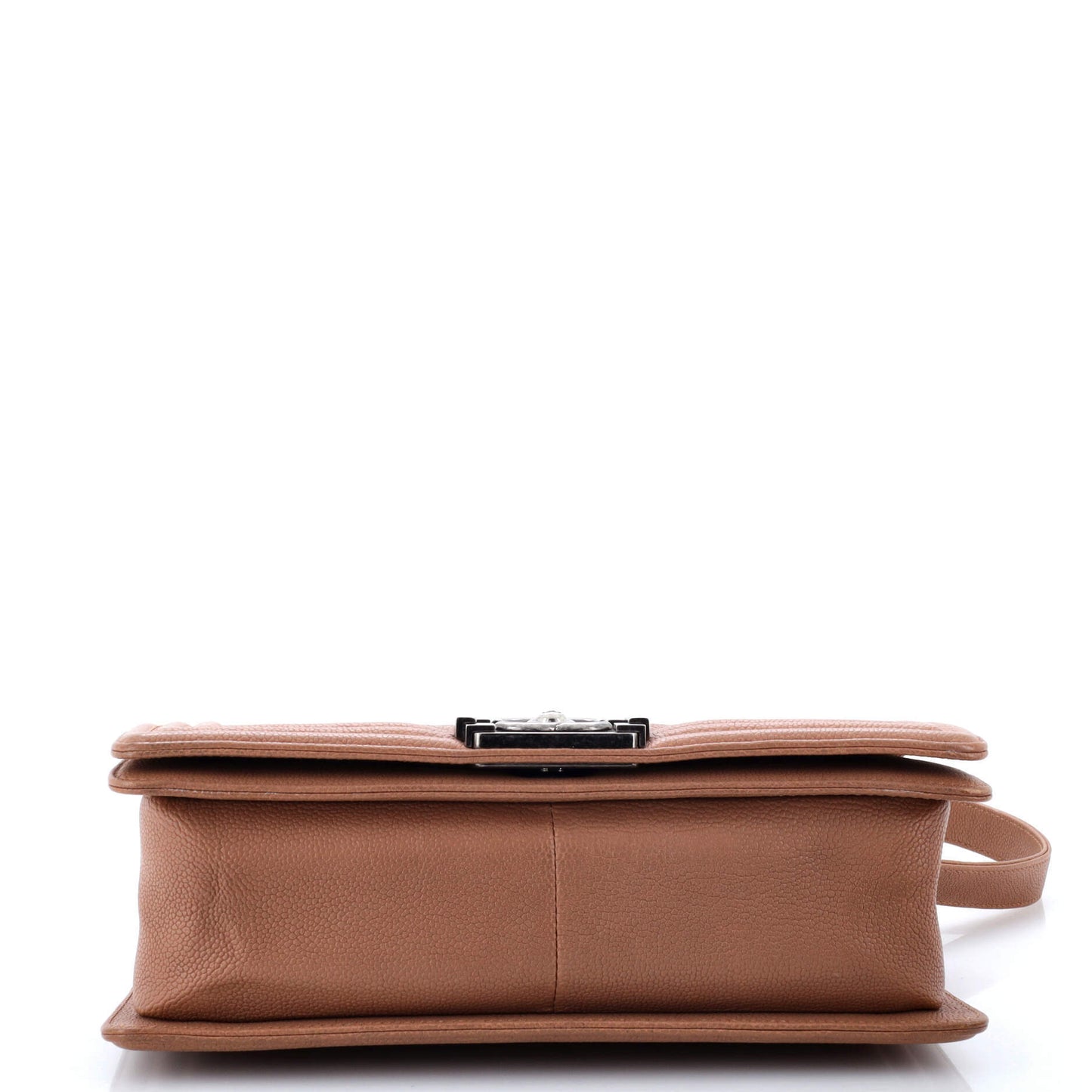 CHANELボーイ キャビアスキン OM