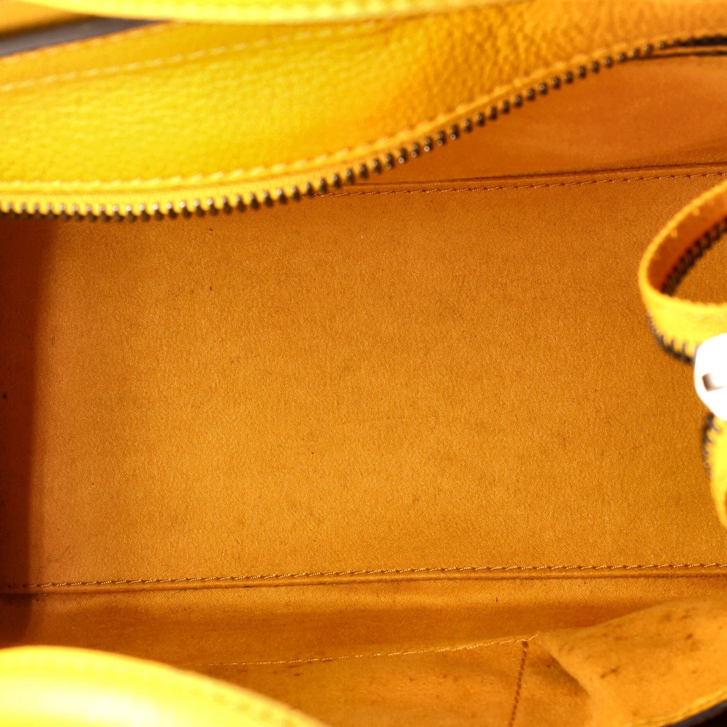 セリーヌ ラゲッジバッグ グレイニーレザー マイクロ