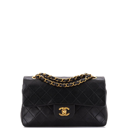 CHANELダブルフラップバッグ