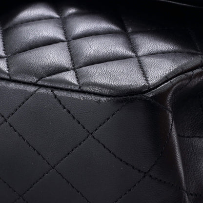 CHANEL スモール ラムスキン