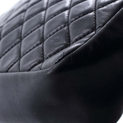 CHANEL パールチェーンフラップバッグ